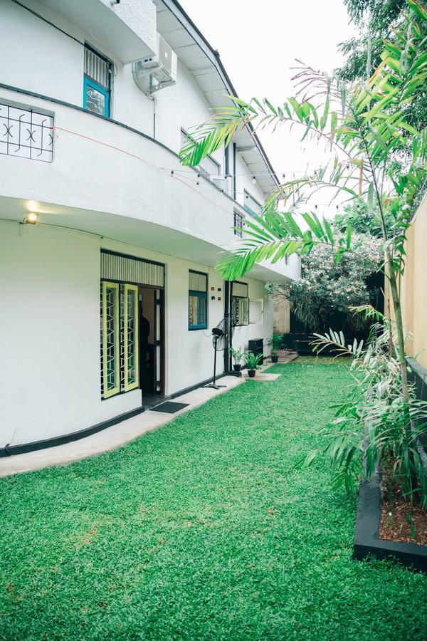 קולומבו Tuk Tuk Hostels מראה חיצוני תמונה